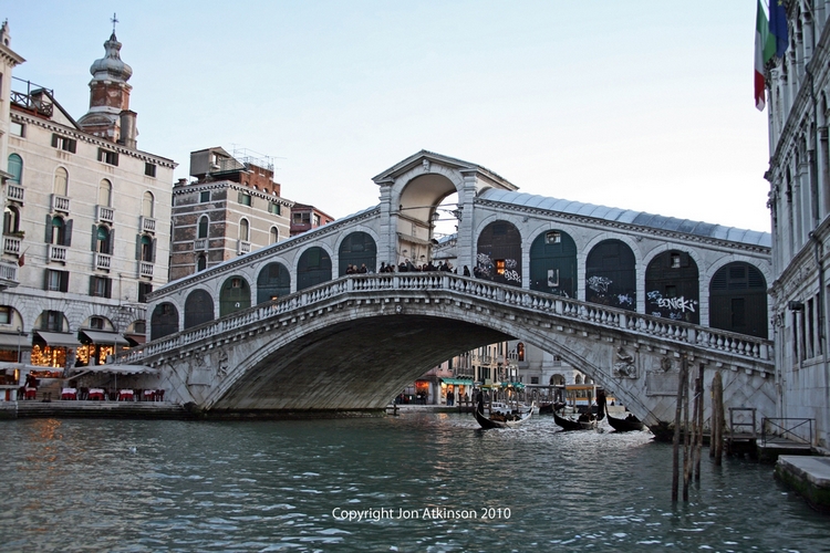 Ponte di Rialto, Venice, Italy